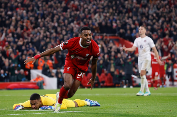 soi kèo Toulouse vs Liverpool