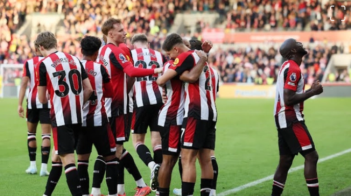 Fulham được đánh giá cao hơn Brentford trước trận đấu tại Craven Cottage.