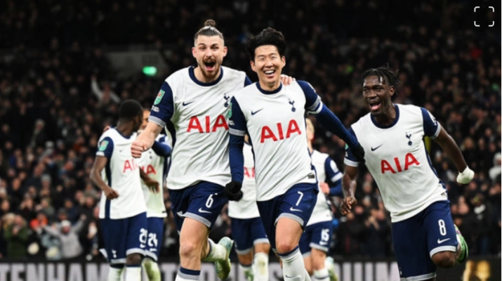 Tottenham đánh bại MU ở vòng tứ kểt cúp Liên đoàn Anh 2024/2025