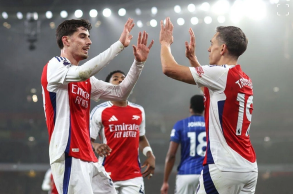  Arsenal thắng 3 trận gần nhất ở mọi giải đấu.